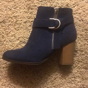 Nice navy blue suede boots